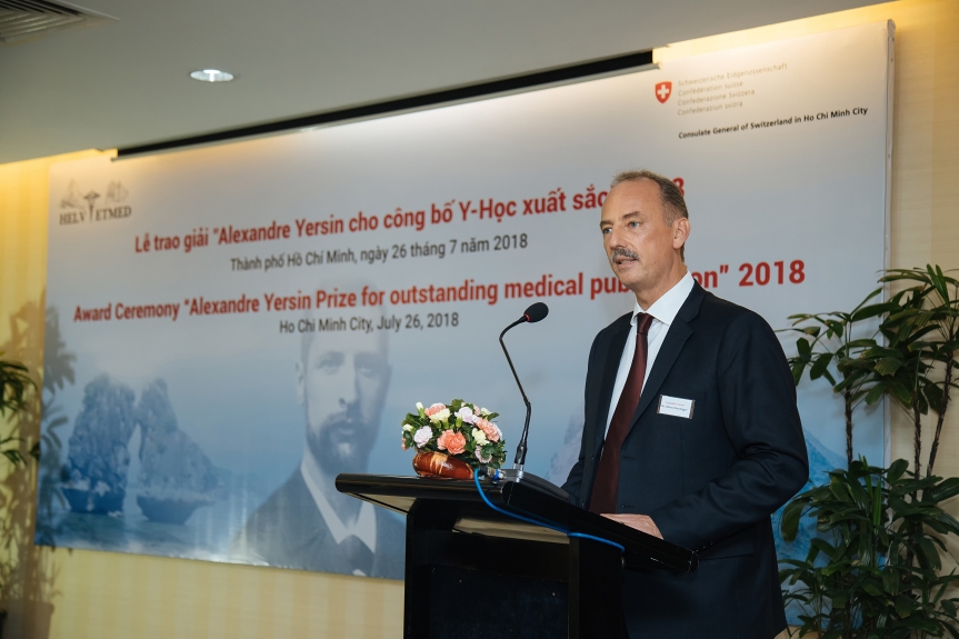 "Alexandre Yersin Award for outstanding medical publication"